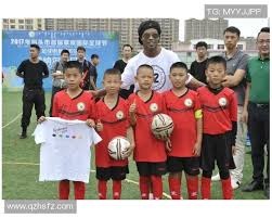 英超 ｜阿仙奴贏李城 美連奴入兩粒：「我第一次踢前鋒！」