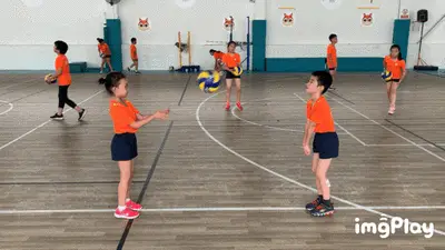 快船主场倒戈！布朗50分被换下很不开心：我是联盟最好攻防一体